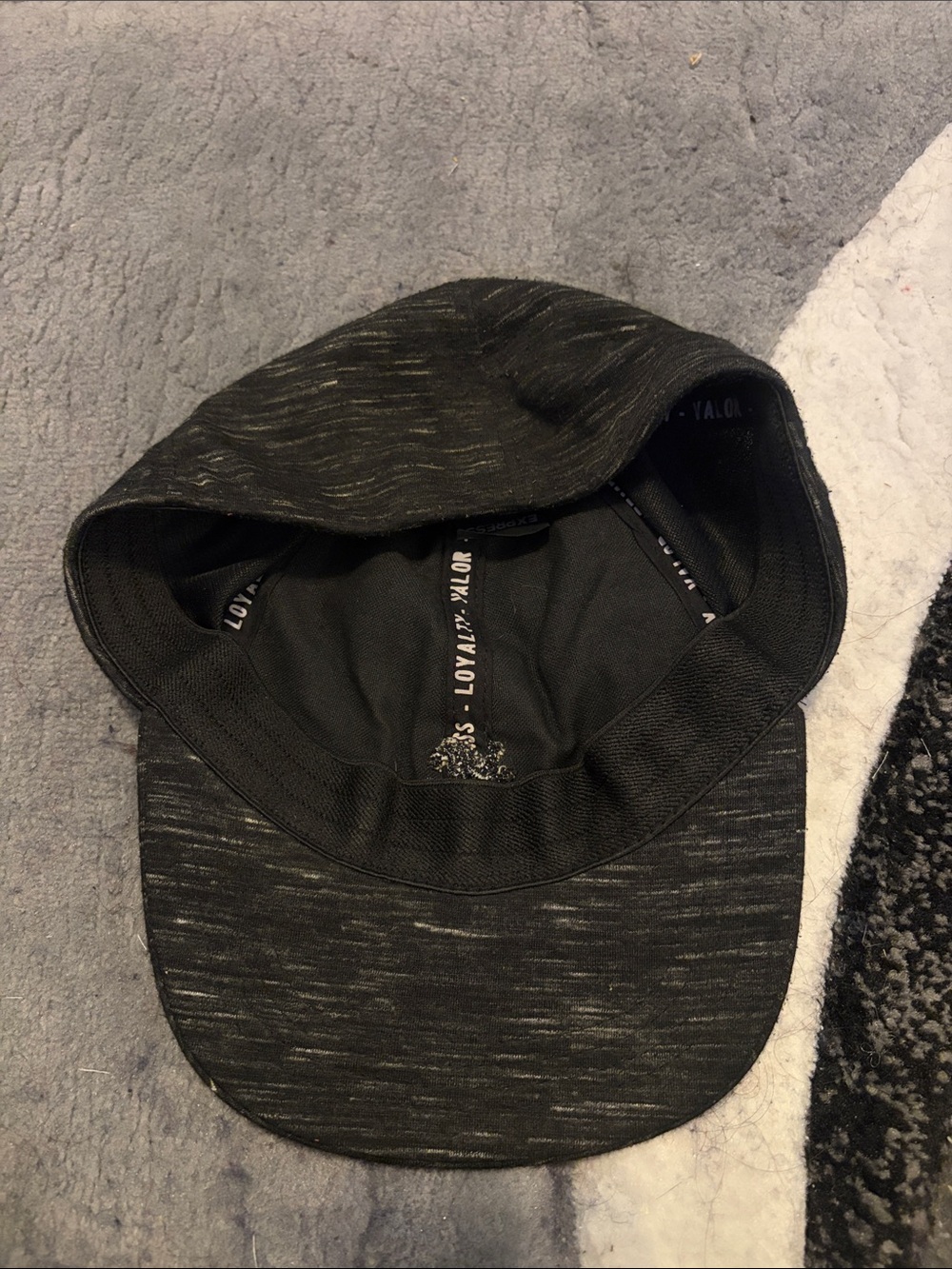 Men's Black Cap - Picture 2 of 3